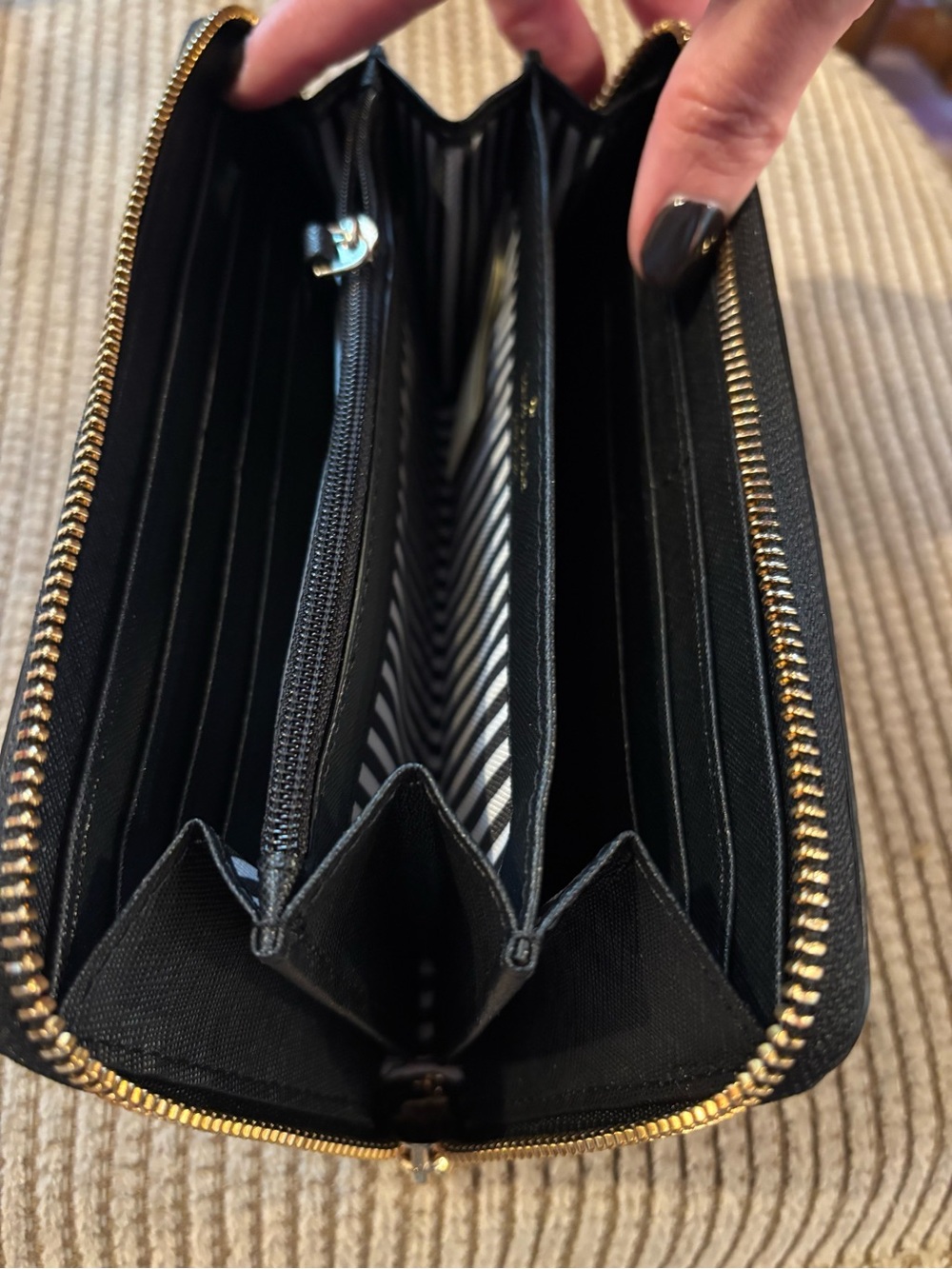 Kate Spade Black Leather Finer Things embellished Lacey Zip Around Wallet - Picture 6 of 6